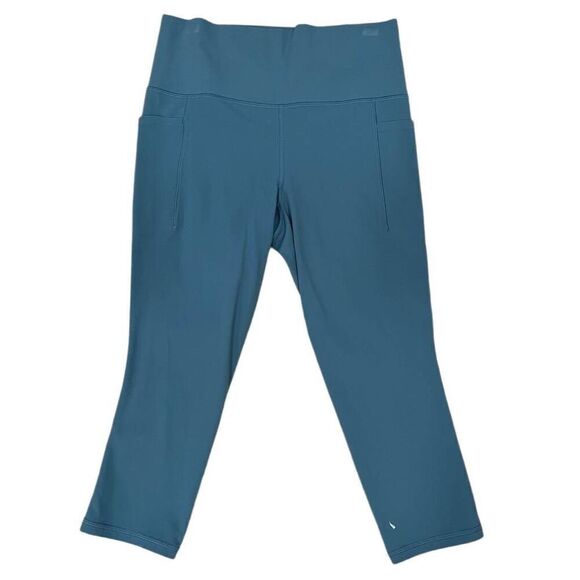 Athleta Capri Leggings Women Medium Turquoise Salutation Stash Pocket II Stretch - Picture 1 of 7